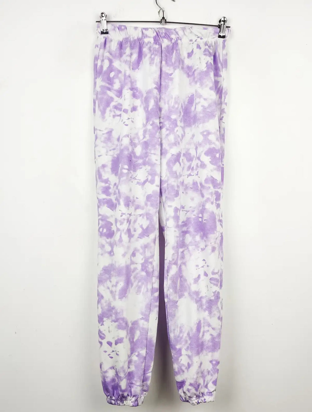 Buy online pre-used pre-loved 100% authentic & Original branded Unknown Brand (TT-1611) available in Pakistan. Top international brands avilable.