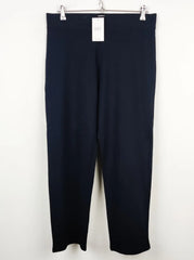 Buy online pre-used pre-loved 100% authentic & Original branded Marks & Spencer (TT-1619) available in Pakistan. Top international brands avilable.