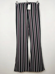 Buy online pre-used pre-loved 100% authentic & Original branded Boohoo (TT-1704) available in Pakistan. Top international brands avilable.