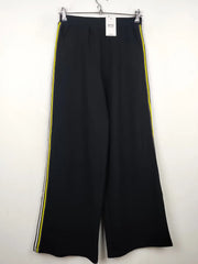 Buy online pre-used pre-loved 100% authentic & Original branded Saint Sofia (TT-1718) available in Pakistan. Top international brands avilable.