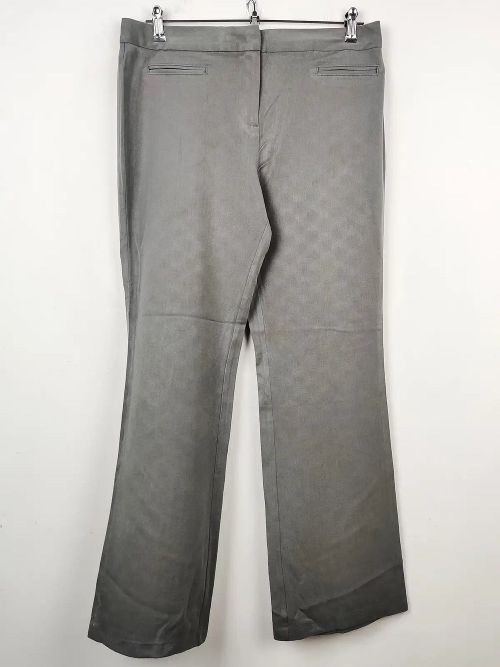 Buy online pre-used pre-loved 100% authentic & Original branded Marks & Spencer (TT-1728) available in Pakistan. Top international brands avilable.