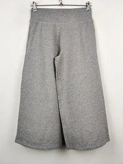 Buy online pre-used pre-loved 100% authentic & Original branded Unknown Brand (TT-1751) available in Pakistan. Top international brands avilable.