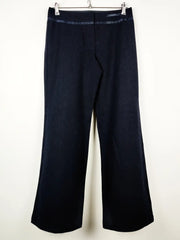 Buy online pre-used pre-loved 100% authentic & Original branded Laura Ashley (TT-1767) available in Pakistan. Top international brands avilable.