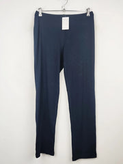 Buy online pre-used pre-loved 100% authentic & Original branded Marks & Spencer (TT-1818) available in Pakistan. Top international brands avilable.