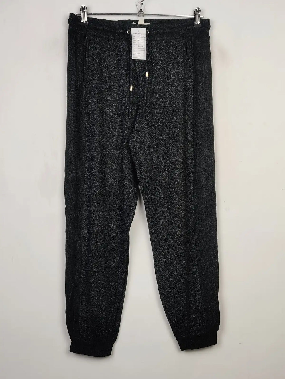 Buy online pre-used pre-loved 100% authentic & Original branded The Lounge Edit (TT-1927) available in Pakistan. Top international brands avilable.