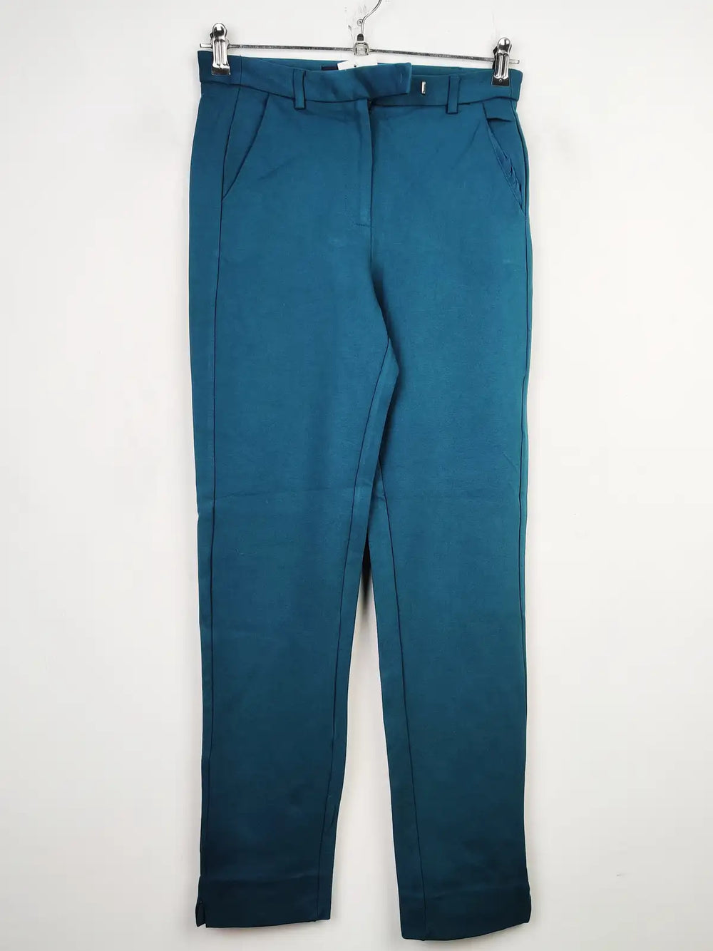 Buy online pre-used pre-loved 100% authentic & Original branded Marks & Spencer (TT-2069) available in Pakistan. Top international brands avilable.