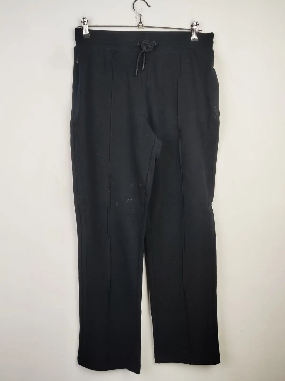 Buy online pre-used pre-loved 100% authentic & Original branded Marks & Spencer (TT-2147) available in Pakistan. Top international brands avilable.