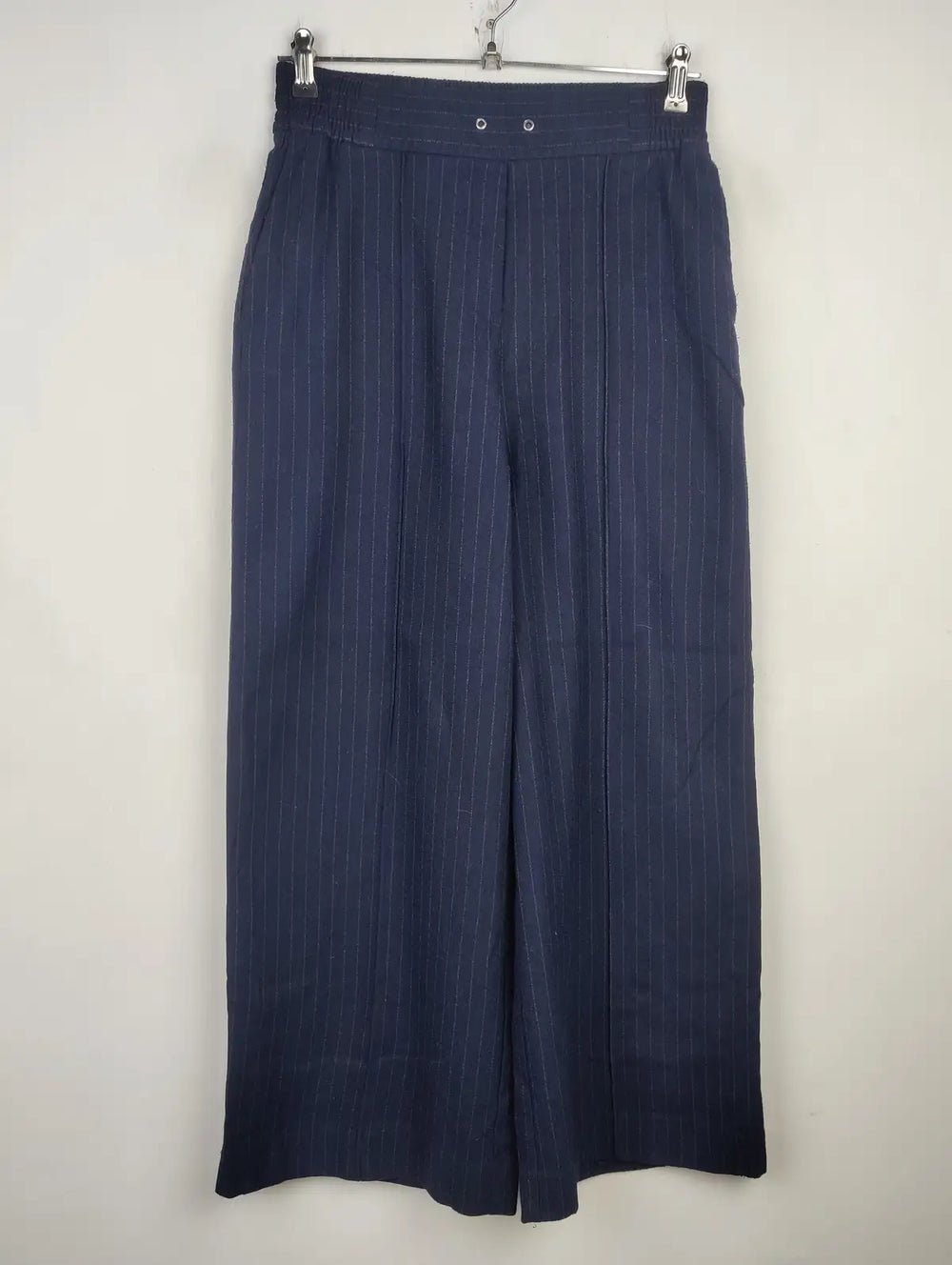 Buy online pre-used pre-loved 100% authentic & Original branded Marks & Spencer (TT-2168) available in Pakistan. Top international brands avilable.