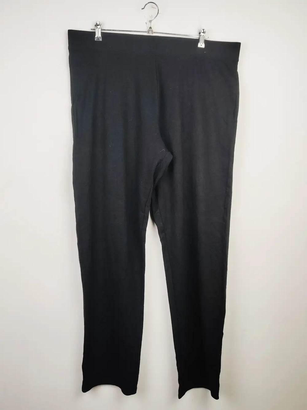 Buy online pre-used pre-loved 100% authentic & Original branded Marks & Spencer (TT-2171) available in Pakistan. Top international brands avilable.