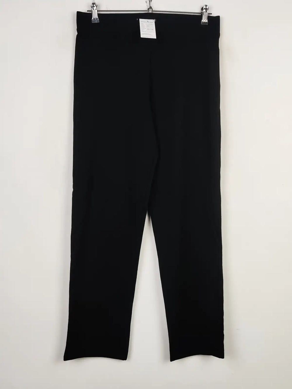 Buy online pre-used pre-loved 100% authentic & Original branded Unknown Brand (TT-2351) available in Pakistan. Top international brands avilable.
