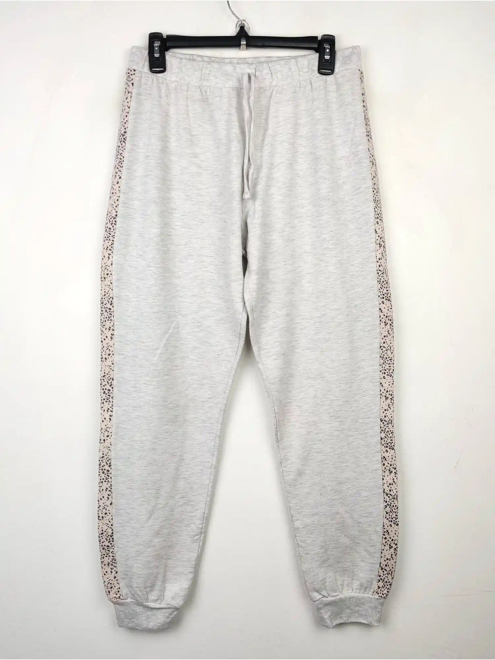 Buy online pre-used pre-loved 100% authentic & Original branded New Look (TT-245) available in Pakistan. Top international brands avilable.