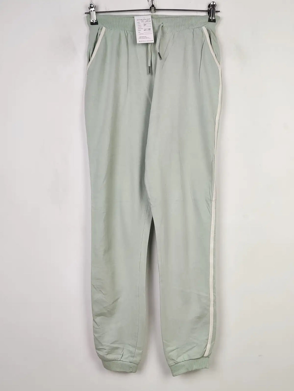 Buy online pre-used pre-loved 100% authentic & Original branded Asos (TT-2512) available in Pakistan. Top international brands avilable.