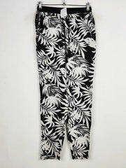 Buy online pre-used pre-loved 100% authentic & Original branded Papaya (TT-2553) available in Pakistan. Top international brands avilable.