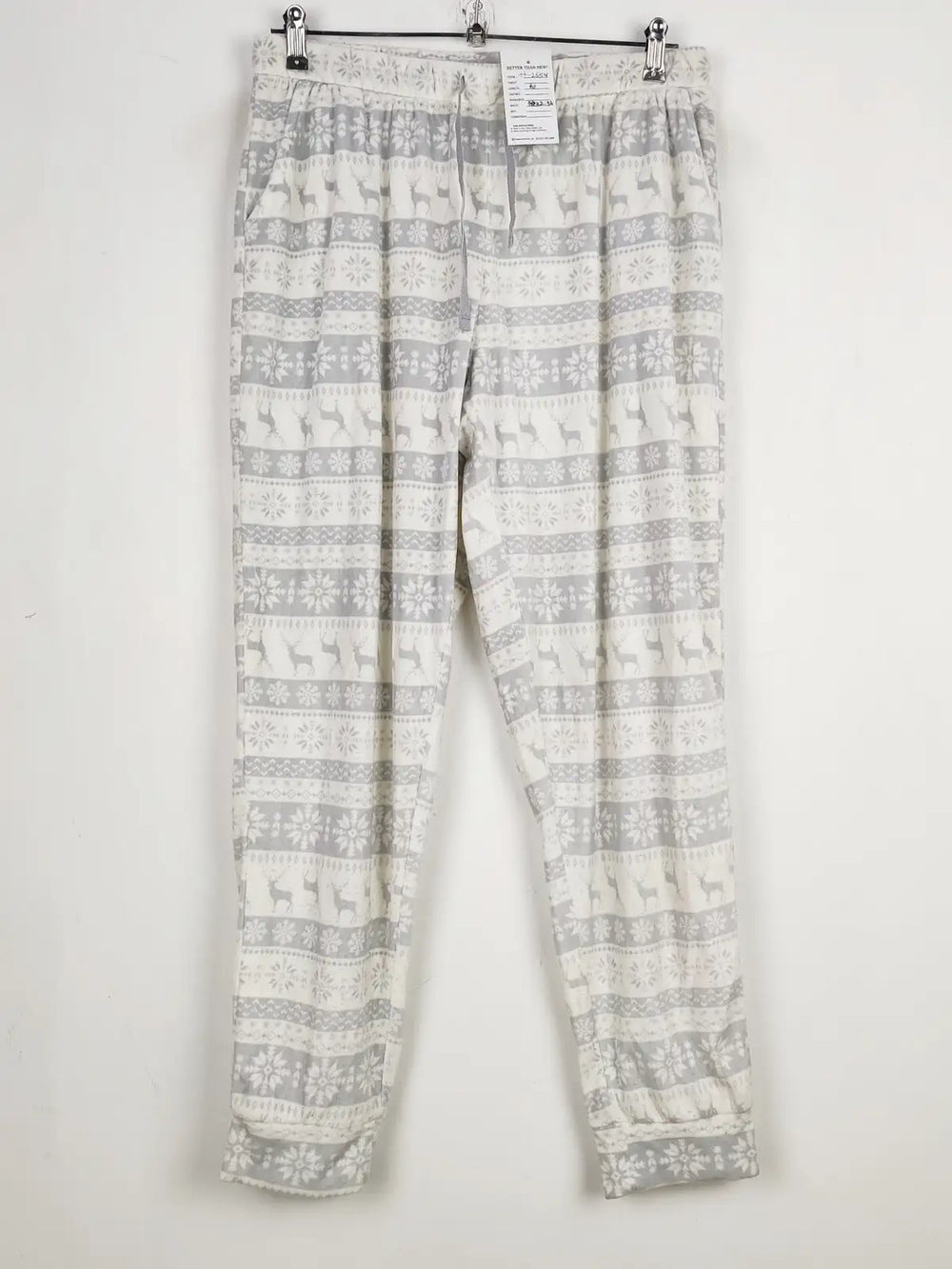 Buy online pre-used pre-loved 100% authentic & Original branded Unknown Brand (TT-2554) available in Pakistan. Top international brands avilable.