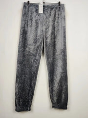 Buy online pre-used pre-loved 100% authentic & Original branded City Comfort (TT-2565) available in Pakistan. Top international brands avilable.