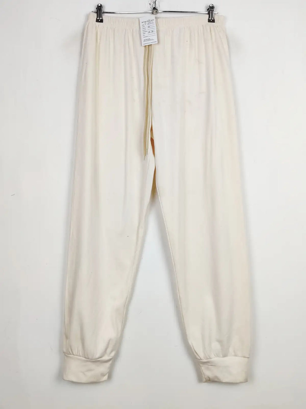 Buy online pre-used pre-loved 100% authentic & Original branded Unknown Brand (TT-2571) available in Pakistan. Top international brands avilable.