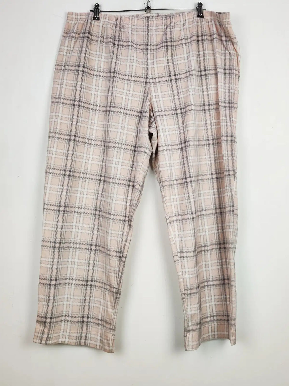 Buy online pre-used pre-loved 100% authentic & Original branded Marks & Spencer (TT-2575) available in Pakistan. Top international brands avilable.