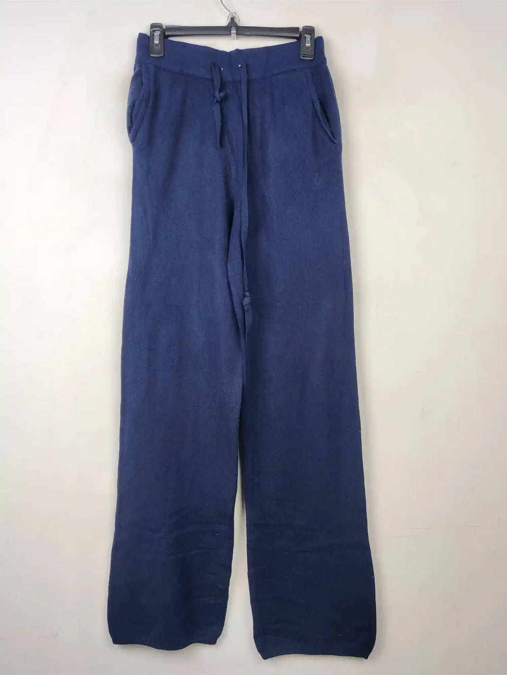 Buy online pre-used pre-loved 100% authentic & Original branded House Of Tweed (TT-307) available in Pakistan. Top international brands avilable.