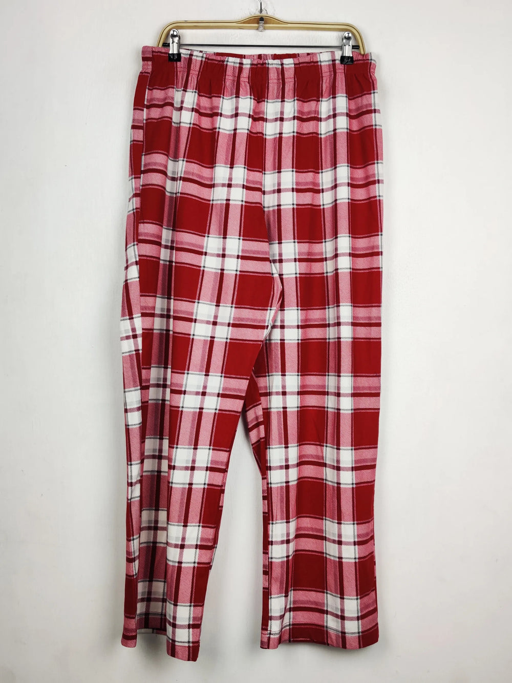 Buy online pre-used pre-loved 100% authentic & Original branded Unknown Brand (TT-3242) available in Pakistan. Top international brands avilable.