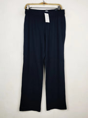 Buy online pre-used pre-loved 100% authentic & Original branded Marks & Spencer (TT-3295) available in Pakistan. Top international brands avilable.