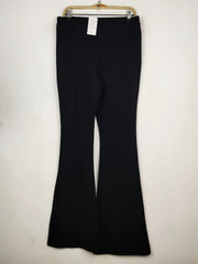 Buy online pre-used pre-loved 100% authentic & Original branded Asos (TT-3331) available in Pakistan. Top international brands avilable.