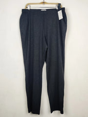 Buy online pre-used pre-loved 100% authentic & Original branded Marks & Spencer (TT-3355) available in Pakistan. Top international brands avilable.