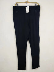 Buy online pre-used pre-loved 100% authentic & Original branded F&F (TT-3358) available in Pakistan. Top international brands avilable.