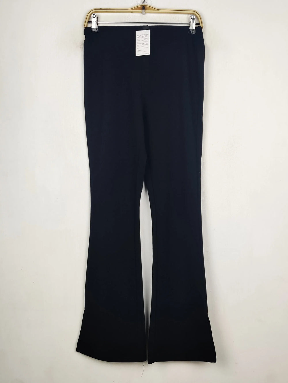 Buy online pre-used pre-loved 100% authentic & Original branded Shein (TT-3369) available in Pakistan. Top international brands avilable.