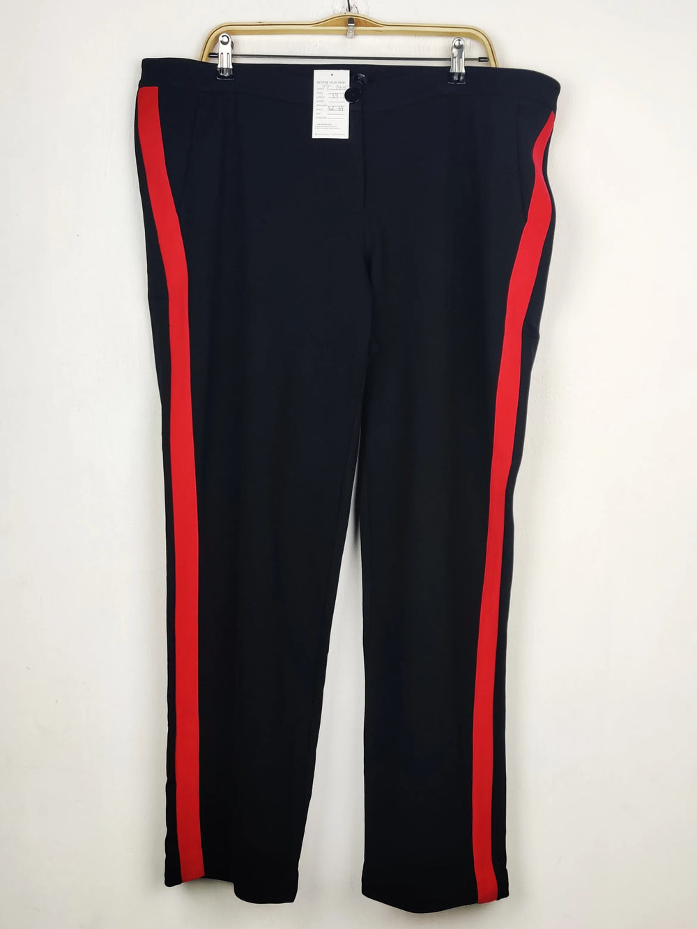 Buy online pre-used pre-loved 100% authentic & Original branded Bodyflirt (TT-3405) available in Pakistan. Top international brands avilable.