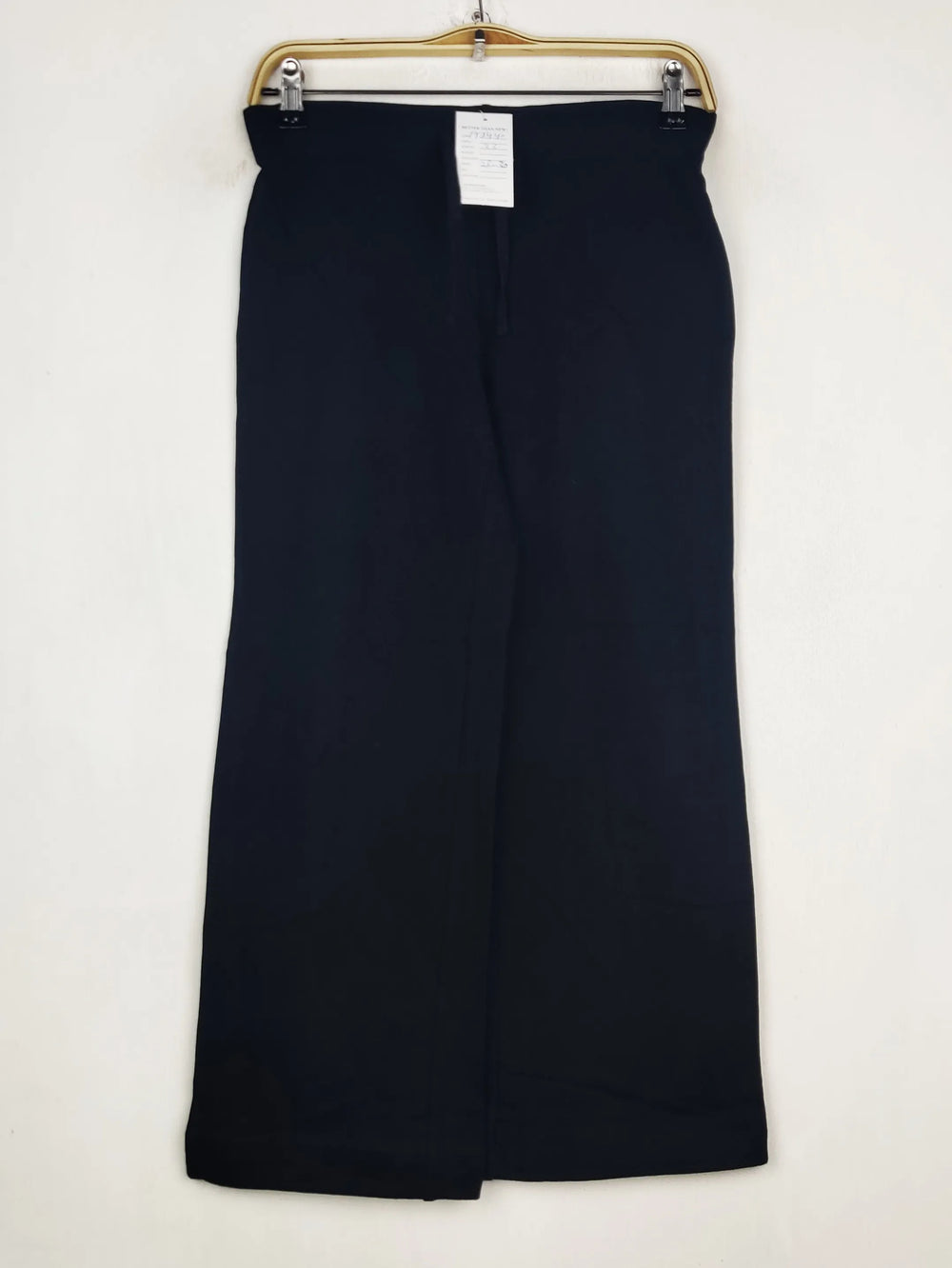 Buy online pre-used pre-loved 100% authentic & Original branded Marks & Spencer (TT-3440) available in Pakistan. Top international brands avilable.