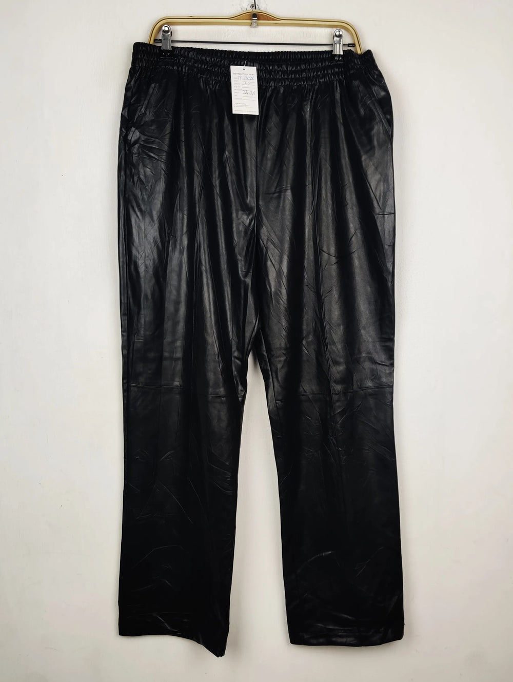 Buy online pre-used pre-loved 100% authentic & Original branded Primark (TT-3448) available in Pakistan. Top international brands avilable.