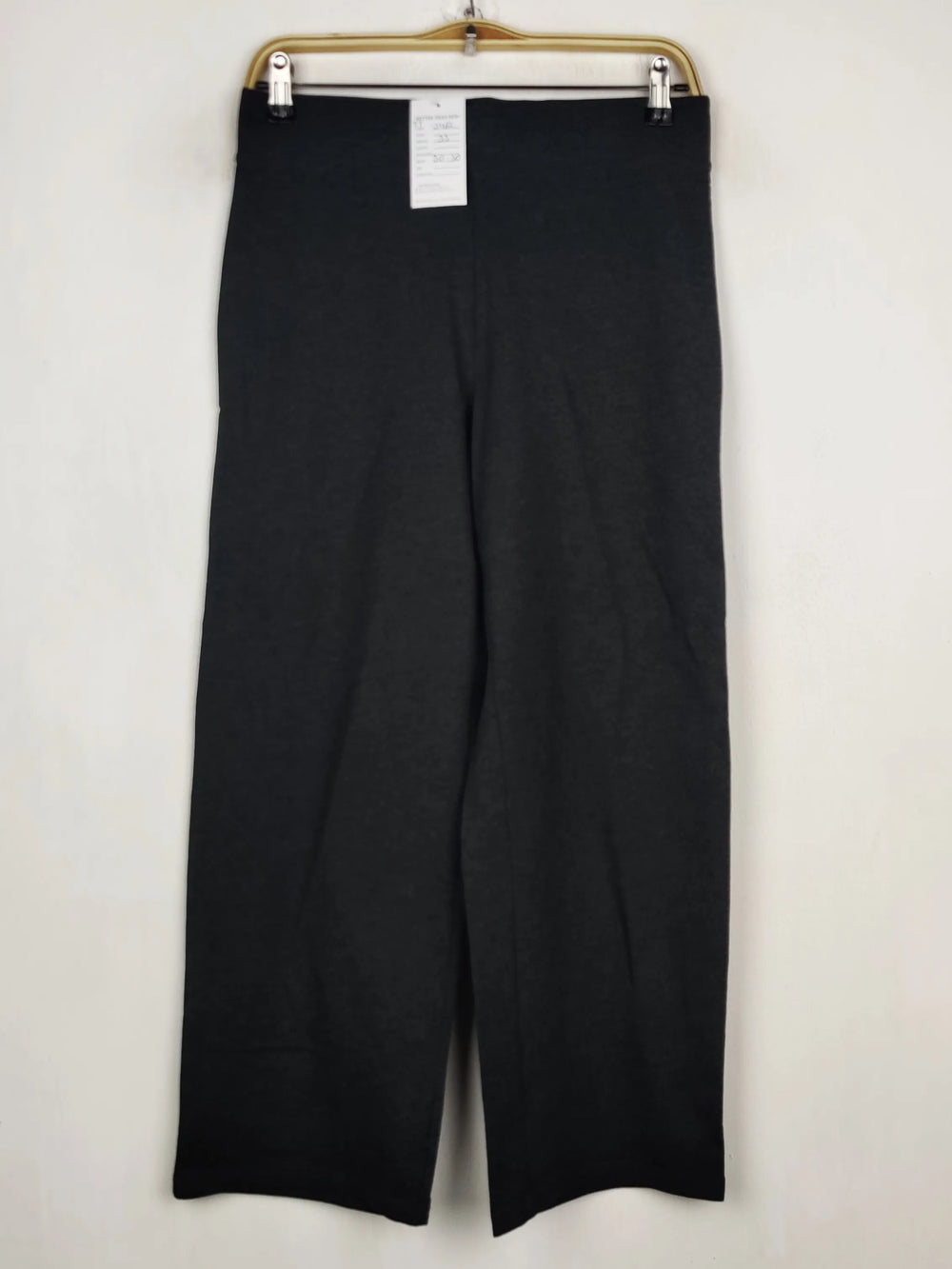 Buy online pre-used pre-loved 100% authentic & Original branded Marks & Spencer (TT-3462) available in Pakistan. Top international brands avilable.