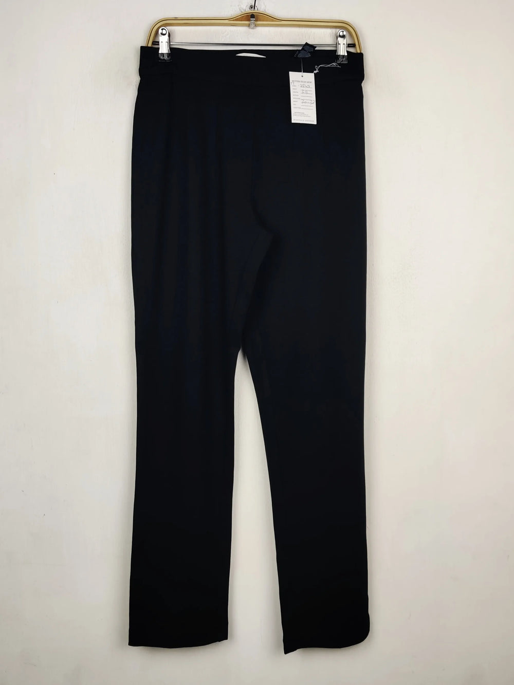 Buy online pre-used pre-loved 100% authentic & Original branded Marks & Spencer (TT-3547) available in Pakistan. Top international brands avilable.