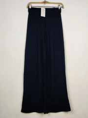 Buy online pre-used pre-loved 100% authentic & Original branded Marks & Spencer (TT-3584) available in Pakistan. Top international brands avilable.