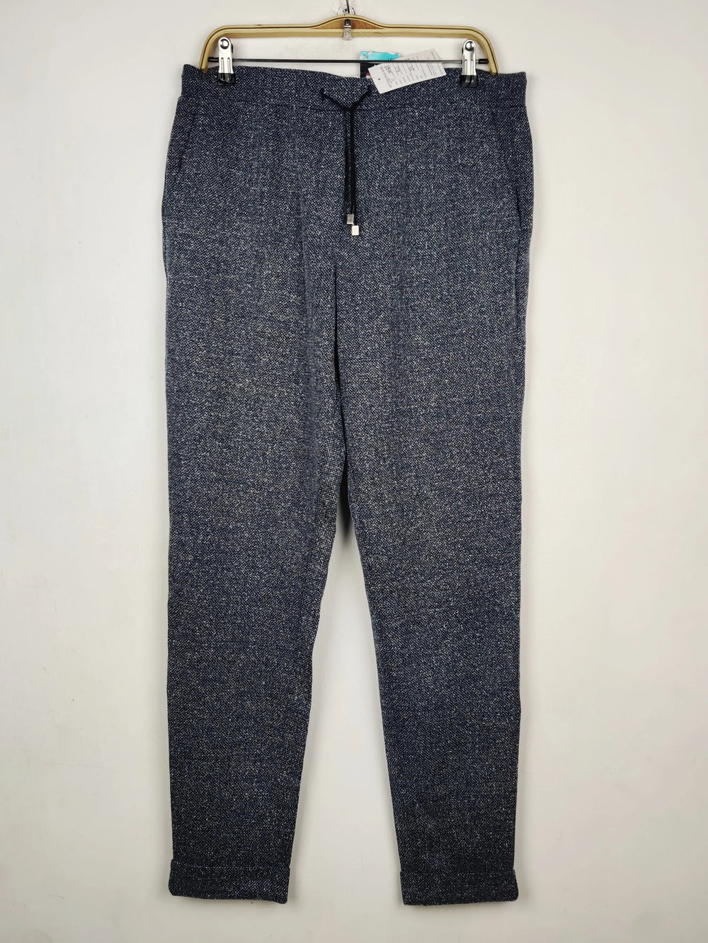 Buy online pre-used pre-loved 100% authentic & Original branded Marks & Spencer (TT-3683) available in Pakistan. Top international brands avilable.