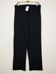Buy online pre-used pre-loved 100% authentic & Original branded Marks & Spencer (TT-3700) available in Pakistan. Top international brands avilable.