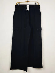Buy online pre-used pre-loved 100% authentic & Original branded Unknown Brand (TT-3773) available in Pakistan. Top international brands avilable.