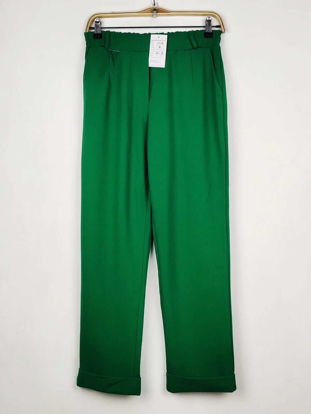 Buy online pre-used pre-loved 100% authentic & Original branded Red Button (TT-3778) available in Pakistan. Top international brands avilable.