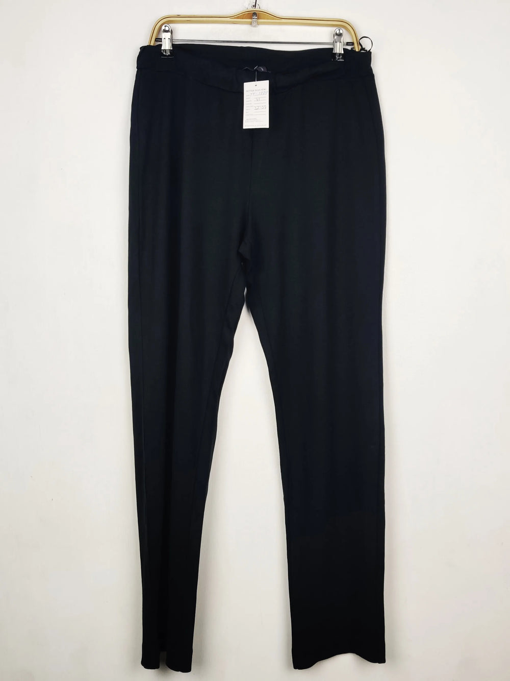 Buy online pre-used pre-loved 100% authentic & Original branded Marks & Spencer (TT-3829) available in Pakistan. Top international brands avilable.