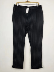 Buy online pre-used pre-loved 100% authentic & Original branded Primark (TT-3837) available in Pakistan. Top international brands avilable.