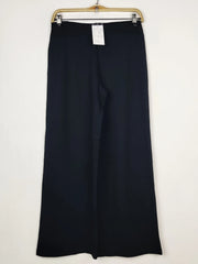 Buy online pre-used pre-loved 100% authentic & Original branded Marks & Spencer (TT-3856) available in Pakistan. Top international brands avilable.