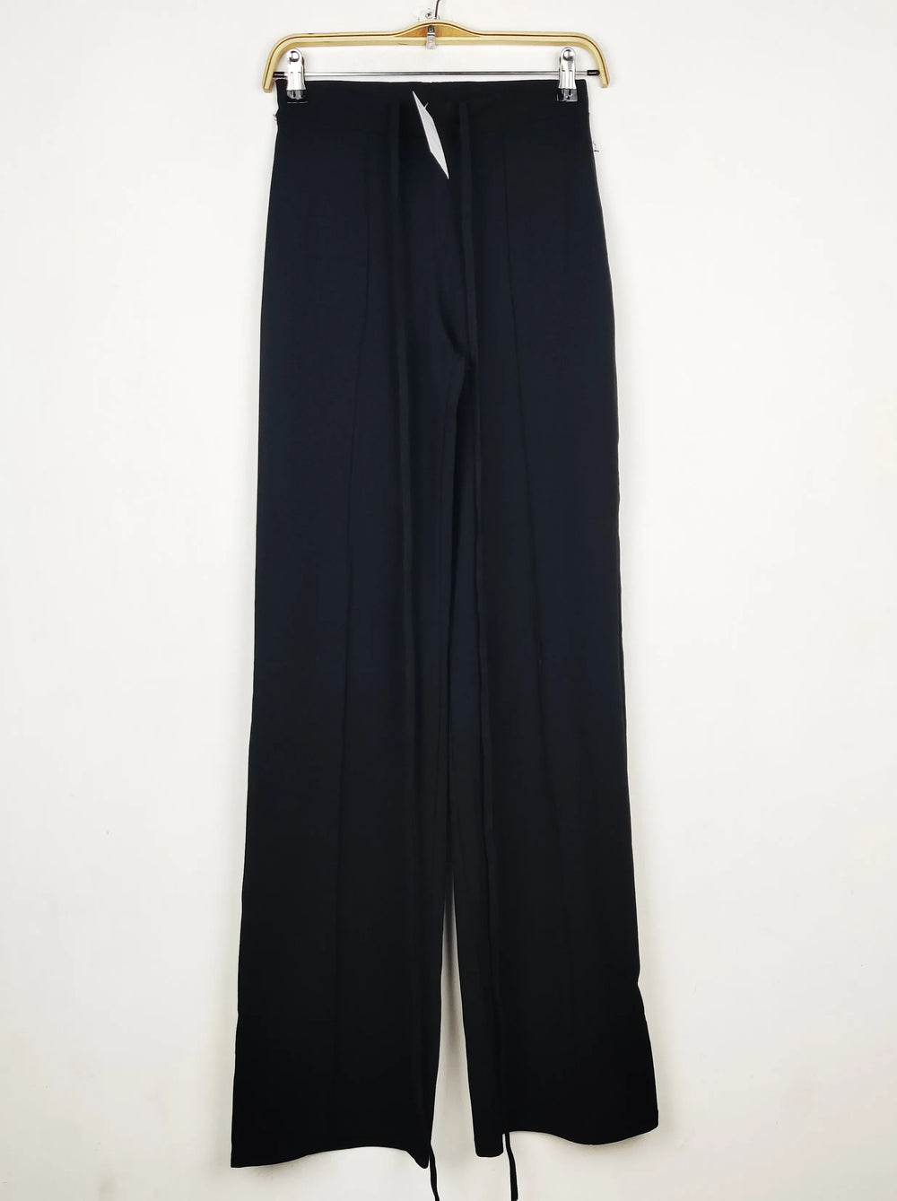Buy online pre-used pre-loved 100% authentic & Original branded Prettylittlething (TT-3862) available in Pakistan. Top international brands avilable.