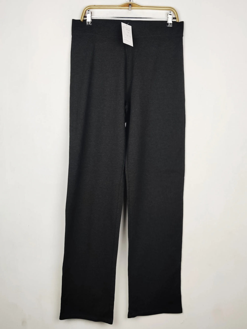 Buy online pre-used pre-loved 100% authentic & Original branded Marks & Spencer (TT-3927) available in Pakistan. Top international brands avilable.