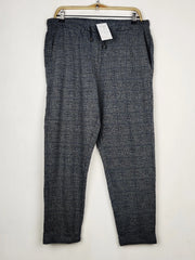 Buy online pre-used pre-loved 100% authentic & Original branded Marks & Spencer (TT-4005) available in Pakistan. Top international brands avilable.