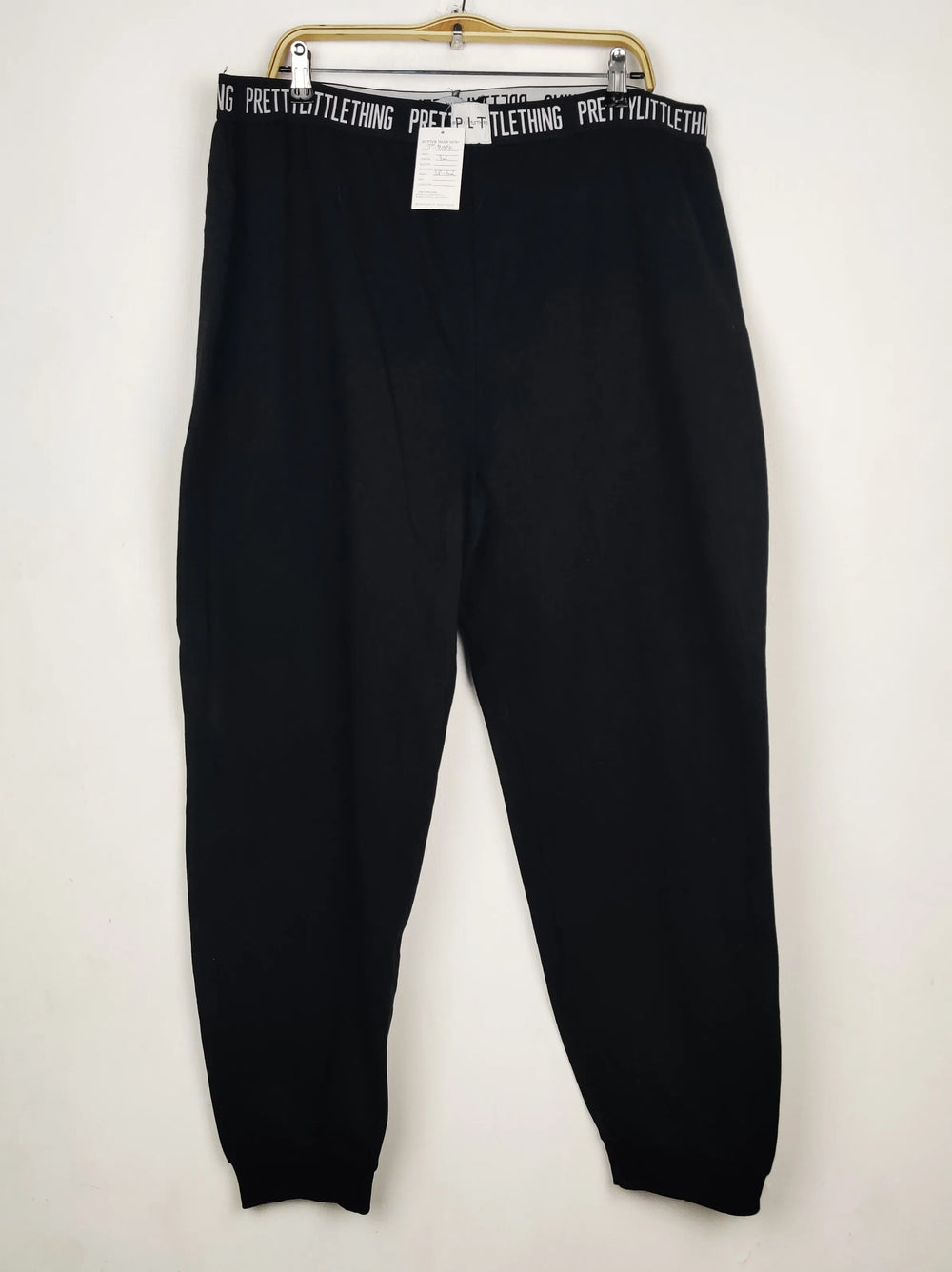 Buy online pre-used pre-loved 100% authentic & Original branded Prettylittlething (TT-4034) available in Pakistan. Top international brands avilable.