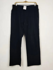Buy online pre-used pre-loved 100% authentic & Original branded Marks & Spencer (TT-4074) available in Pakistan. Top international brands avilable.