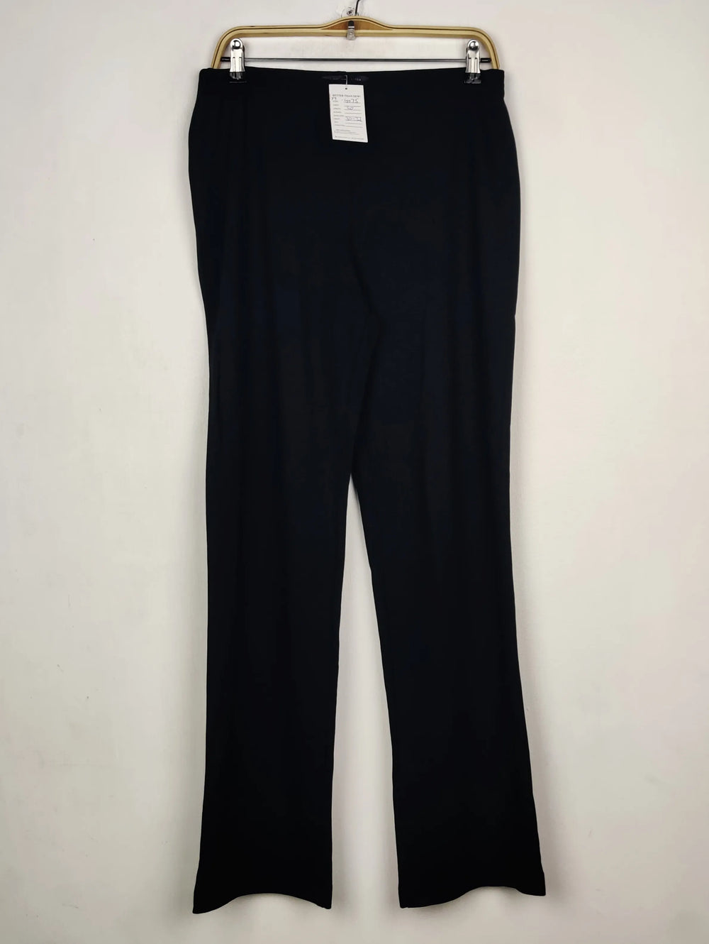 Buy online pre-used pre-loved 100% authentic & Original branded Marks & Spencer (TT-4075) available in Pakistan. Top international brands avilable.