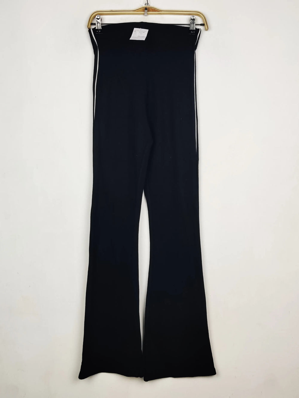 Buy online pre-used pre-loved 100% authentic & Original branded Topshop (TT-4078) available in Pakistan. Top international brands avilable.