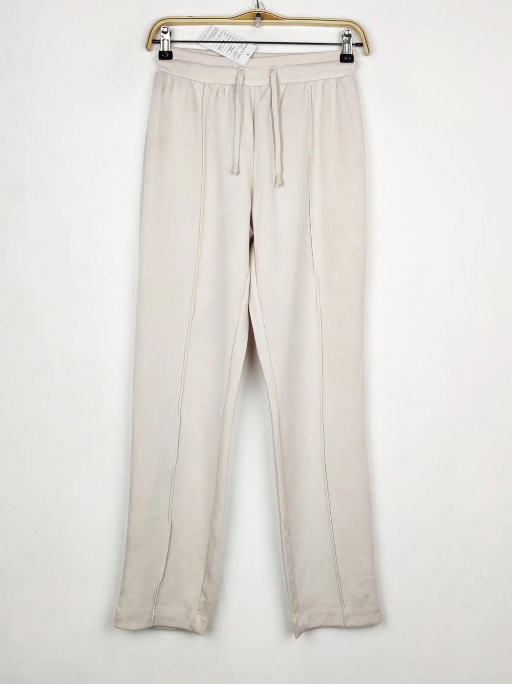 Buy online pre-used pre-loved 100% authentic & Original branded Dunnes Stores (TT-4103) available in Pakistan. Top international brands avilable.