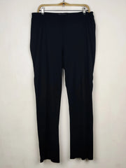 Buy online pre-used pre-loved 100% authentic & Original branded Marks & Spencer (TT-4209) available in Pakistan. Top international brands avilable.